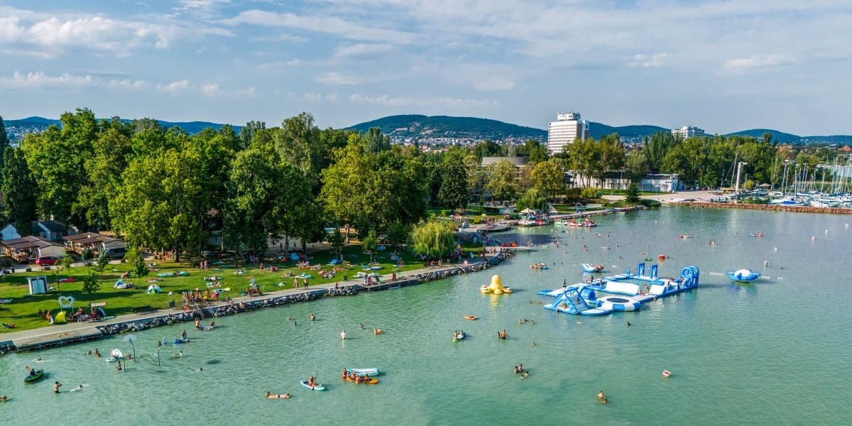 Balatontourist Füred Camping Bungalows