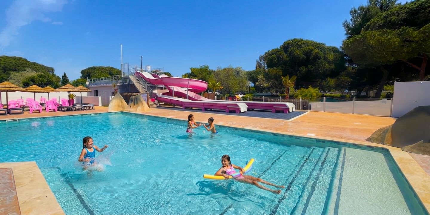 Camping Les Flamants Roses