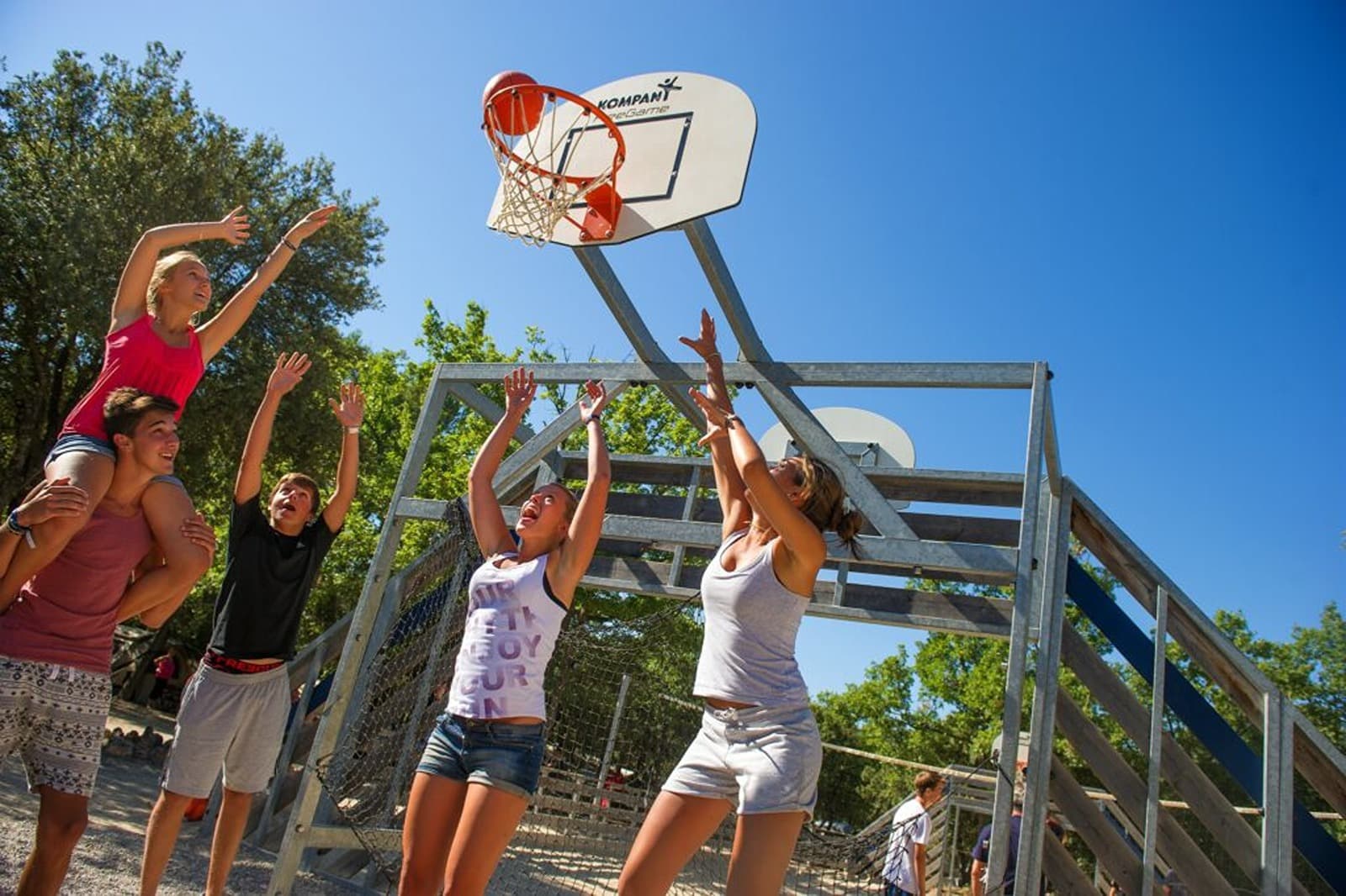 Deportes y actividades