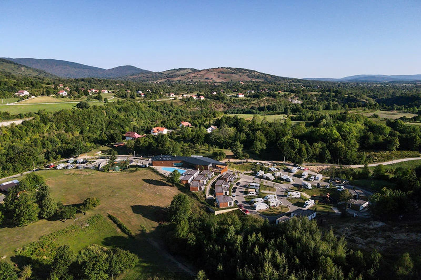 W pobliżu