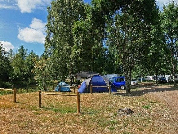 Pitch - Comfort Package (1 tent, caravan or motorhome / 1 car / electricity 10A) foto 2